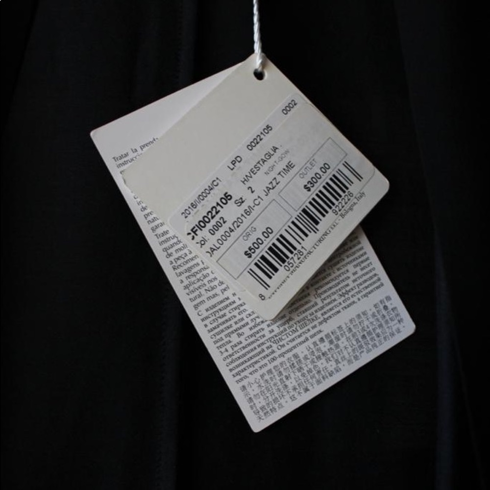 La Perla Gown - Picture 3 of 4